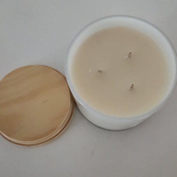 Pumpkin Spice Candle 3-Wick Large - Picture 3 of 5